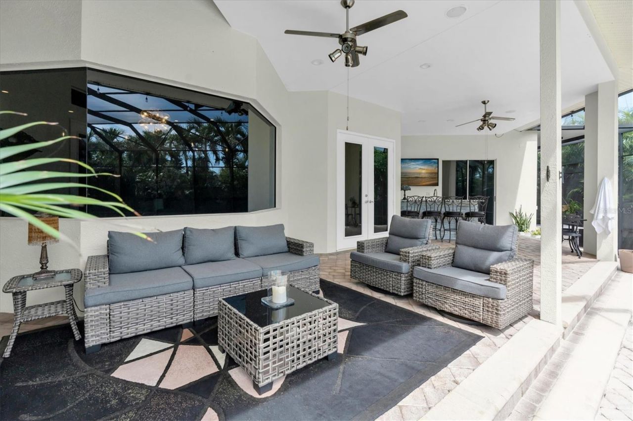 5264 61st Avenue S, Saint Petersburg, FL 33715 Photo