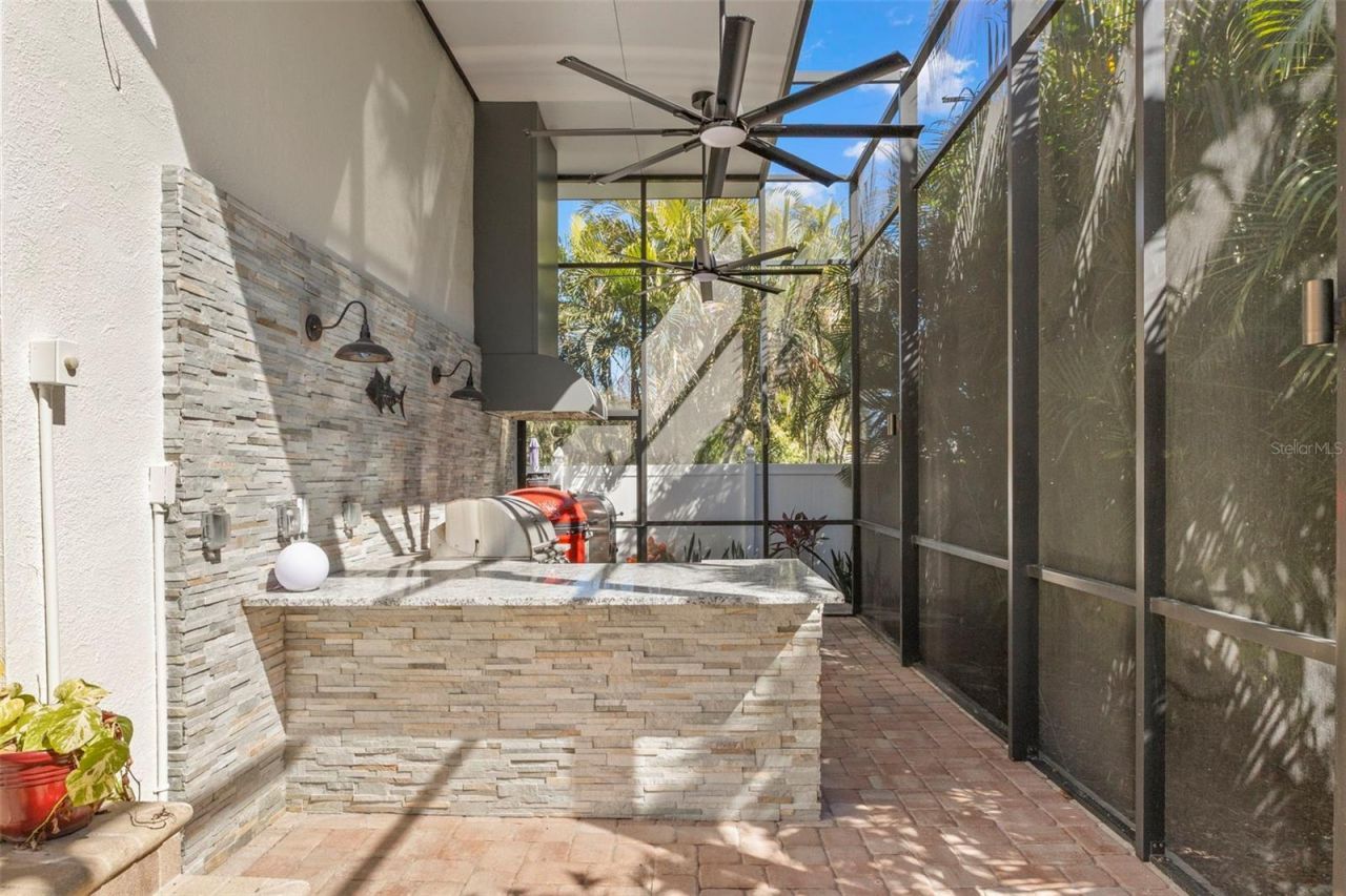 5264 61st Avenue S, Saint Petersburg, FL 33715 Photo