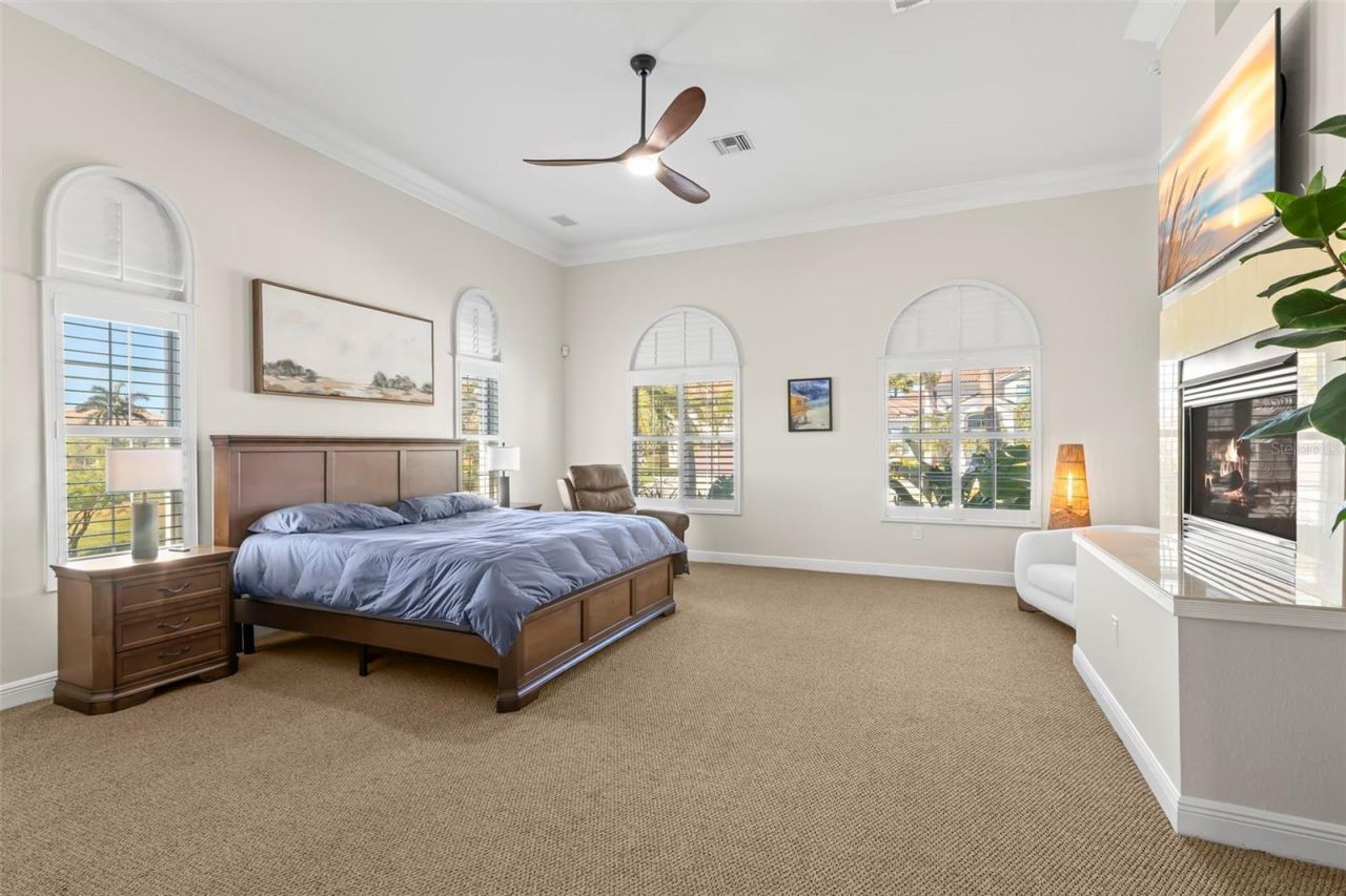 5264 61st Avenue S, Saint Petersburg, FL 33715 Photo