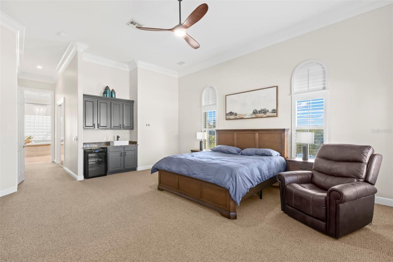 5264 61st Avenue S, Saint Petersburg, FL 33715 Photo