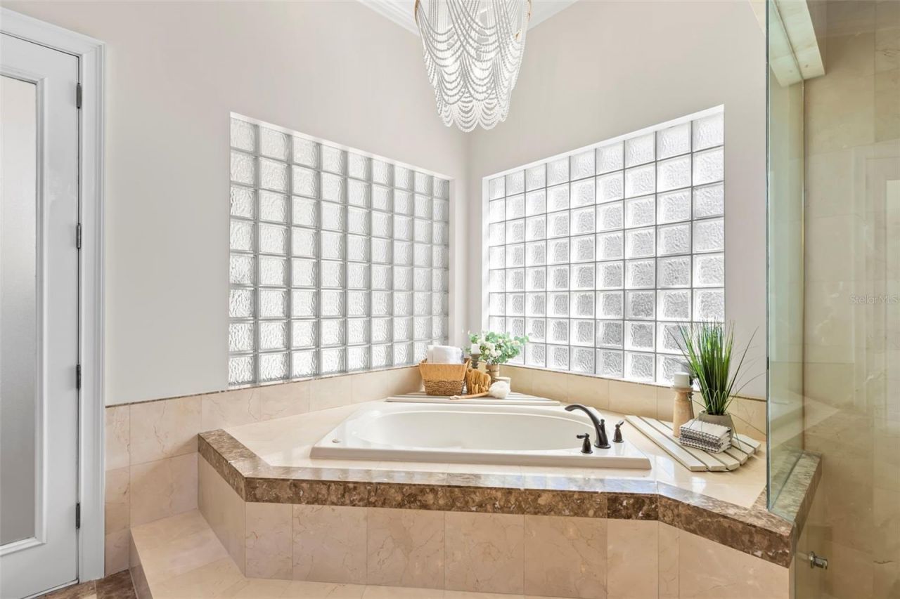 5264 61st Avenue S, Saint Petersburg, FL 33715 Photo