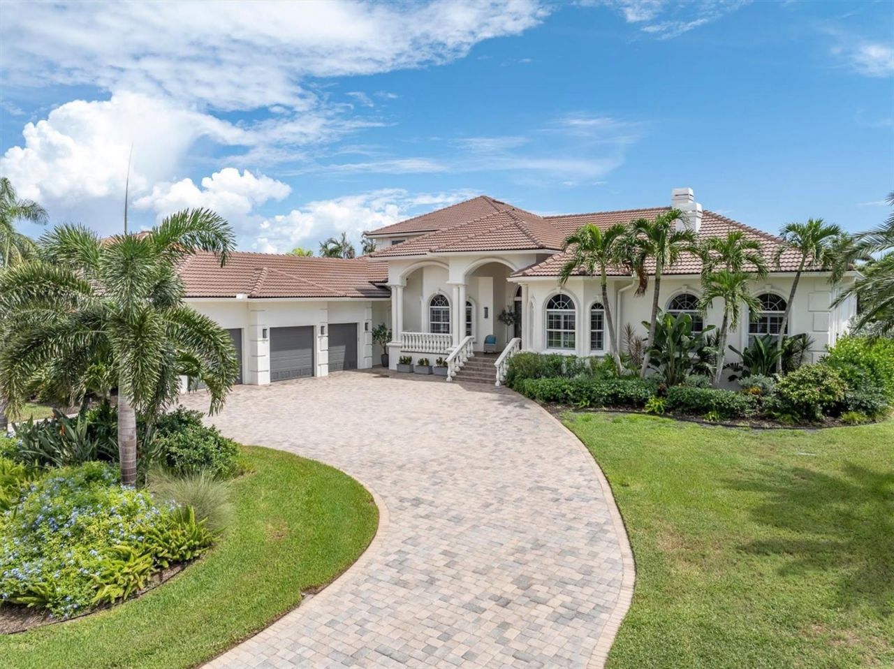 5264 61st Avenue S, Saint Petersburg, FL 33715 Photo