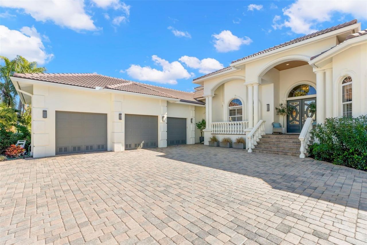 5264 61st Avenue S, Saint Petersburg, FL 33715 Photo