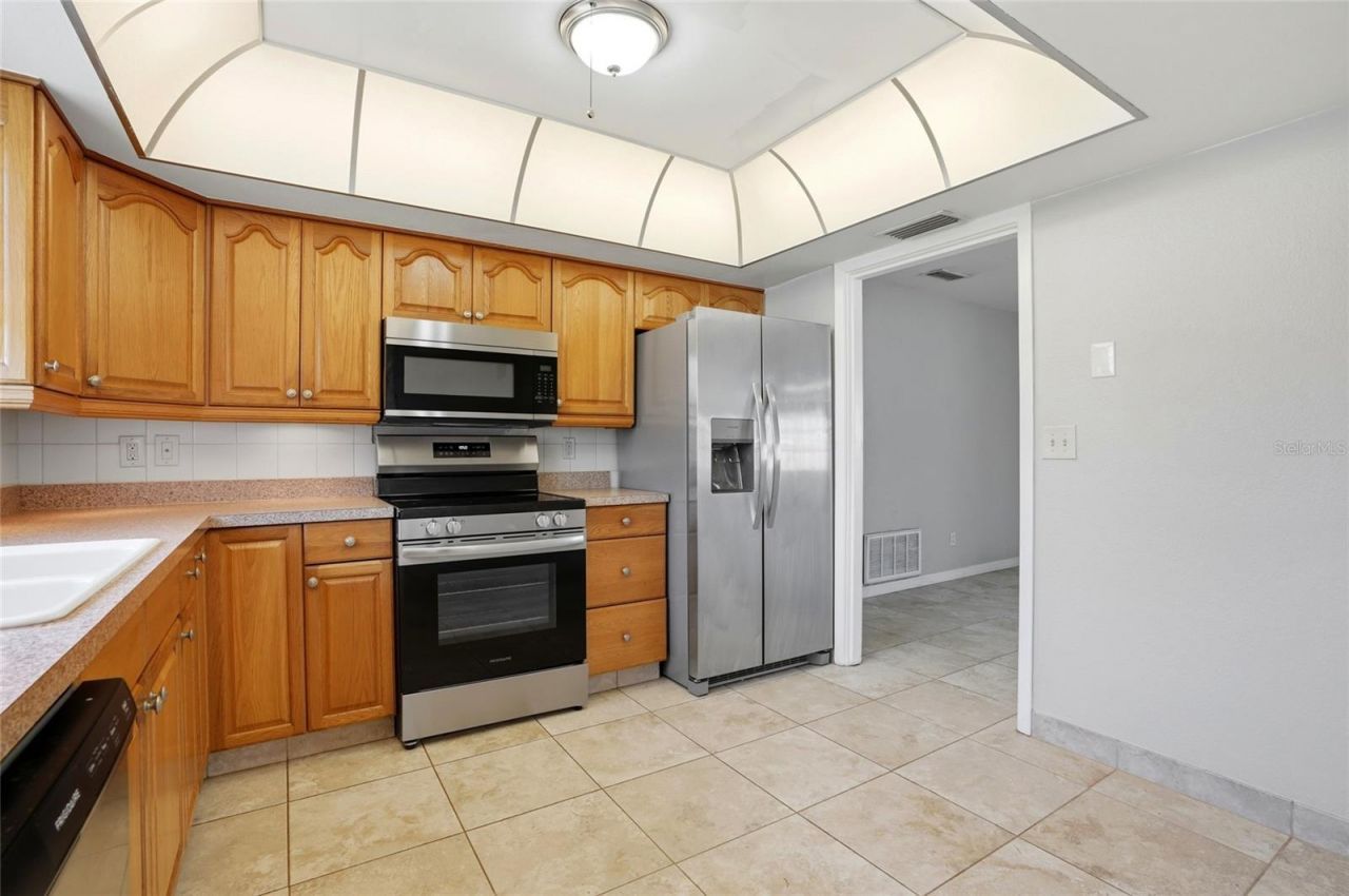 6338 21st Street N, Saint Petersburg, FL 33702 Photo