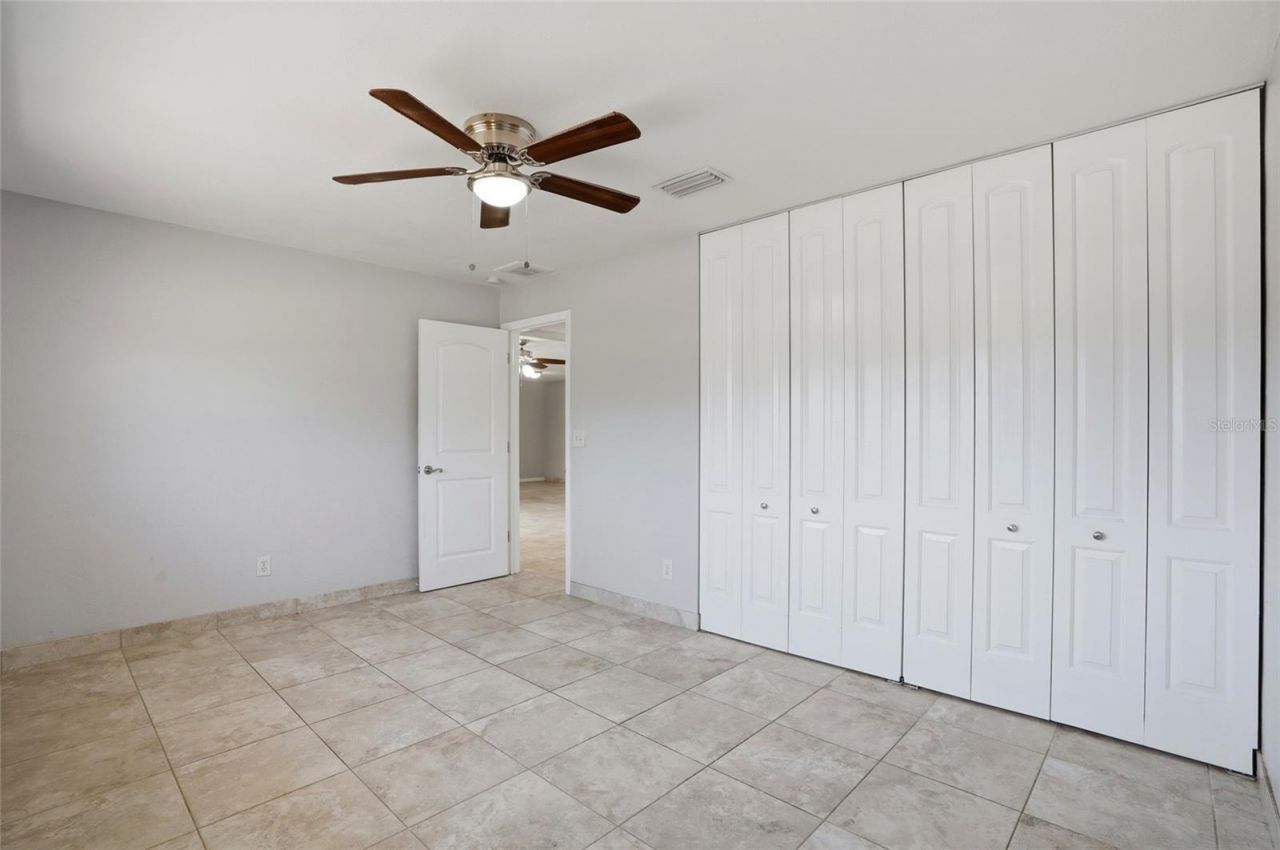 6338 21st Street N, Saint Petersburg, FL 33702 Photo