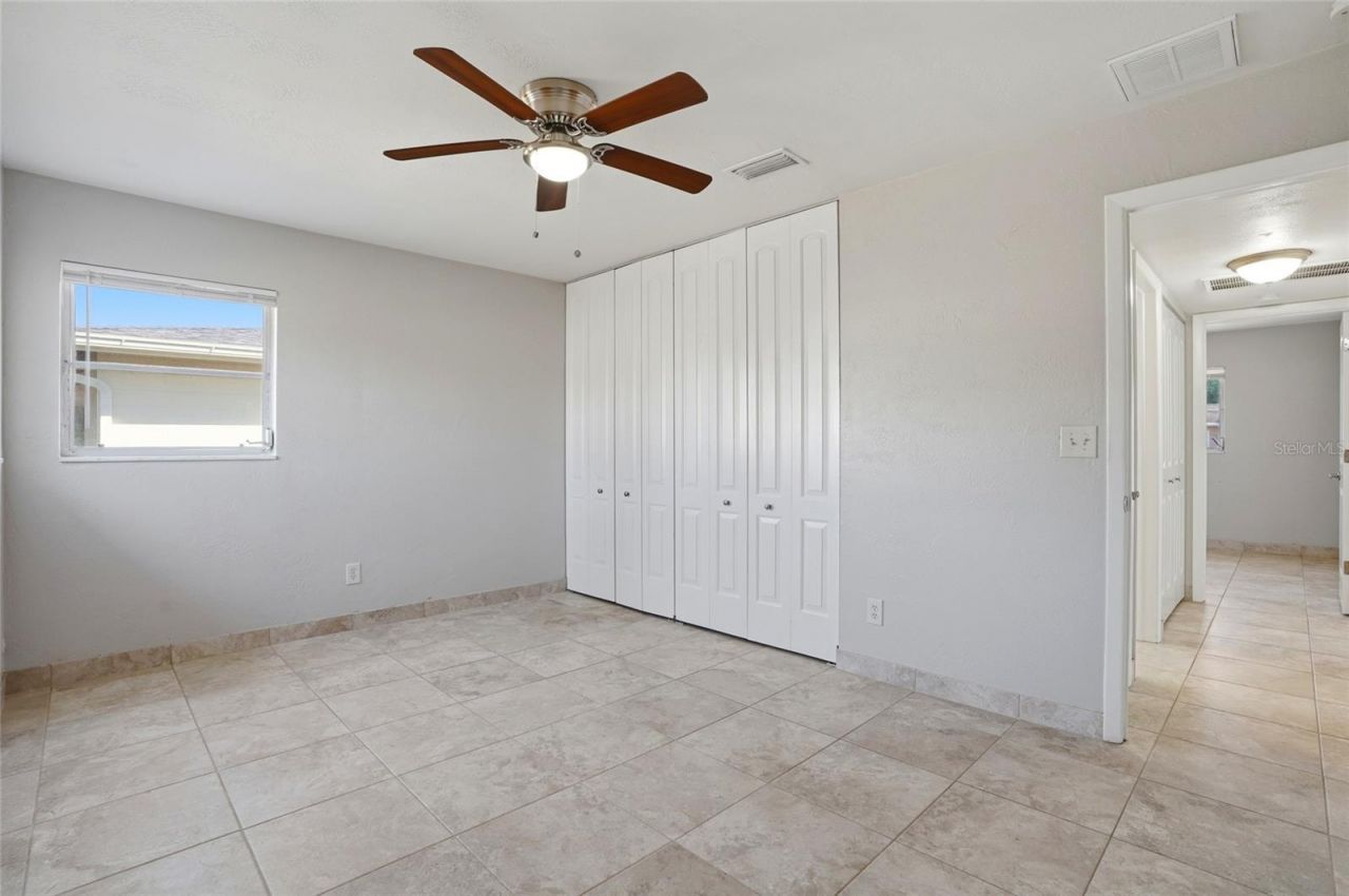 6338 21st Street N, Saint Petersburg, FL 33702 Photo