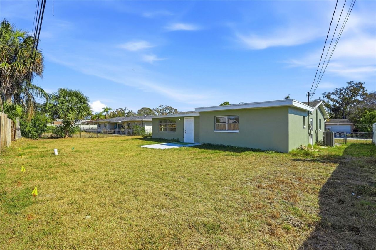 6338 21st Street N, Saint Petersburg, FL 33702 Photo