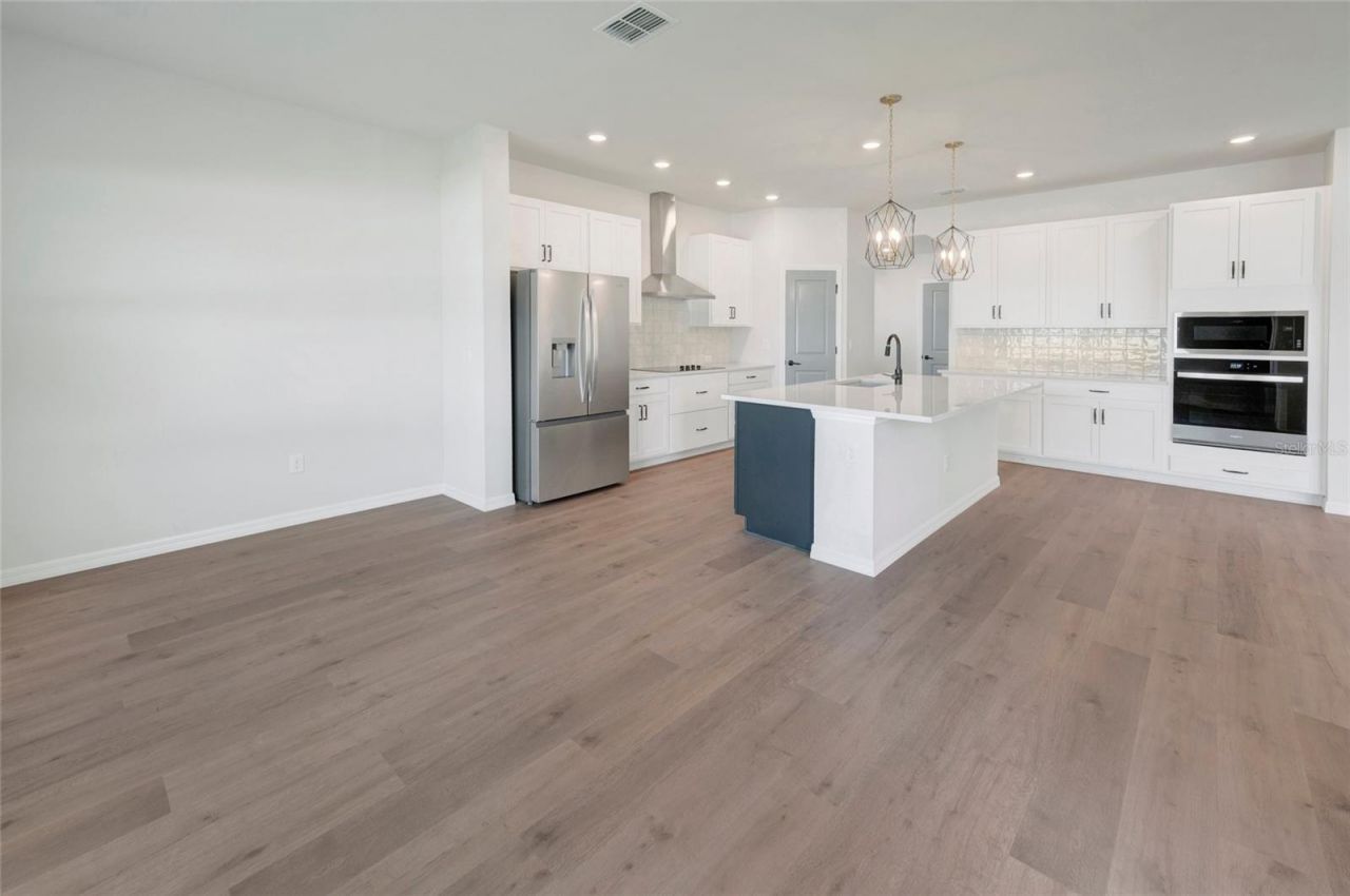 15235 Eastlyn Drive, Bradenton, FL 34212 Photo