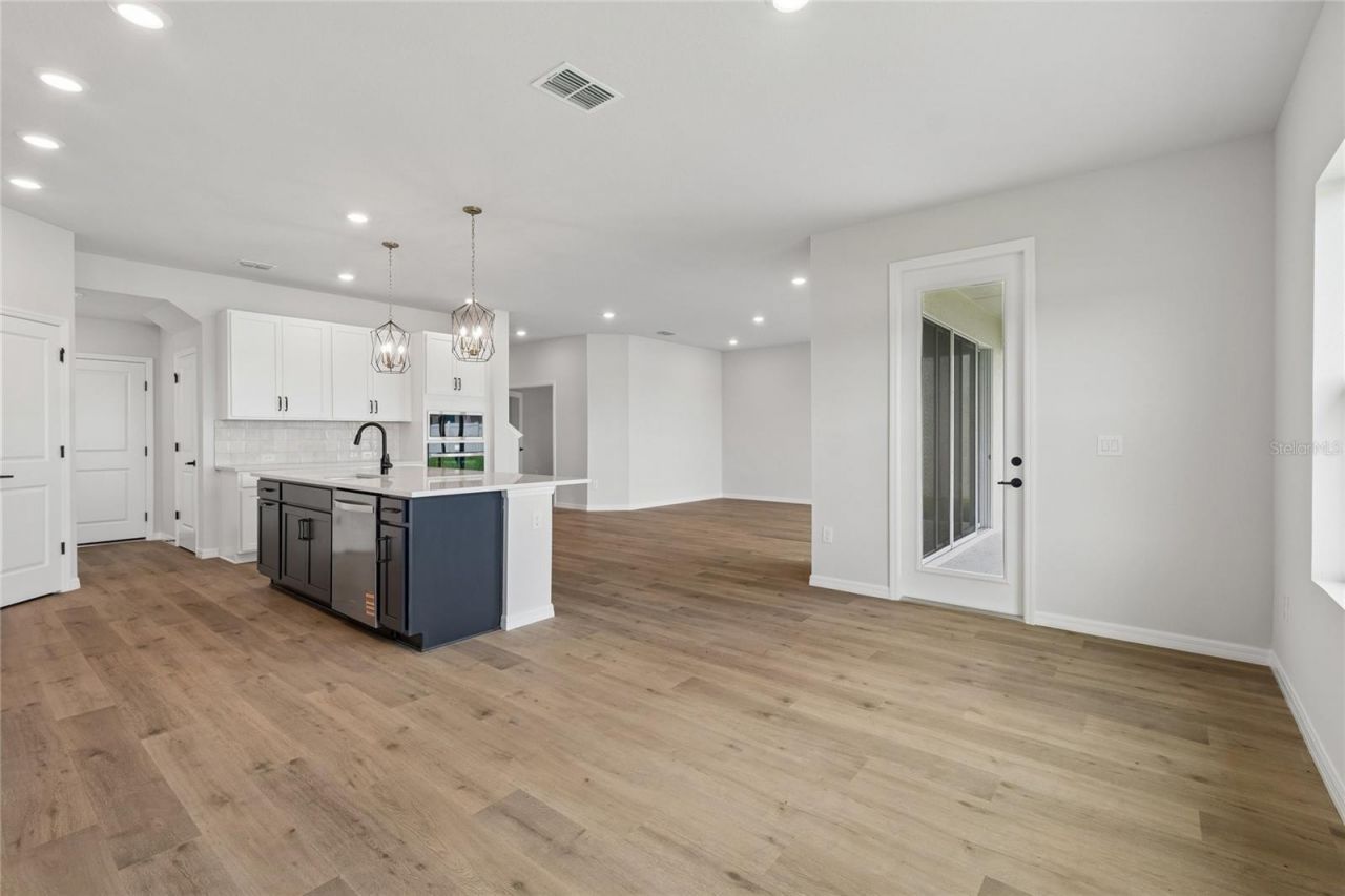 15235 Eastlyn Drive, Bradenton, FL 34212 Photo
