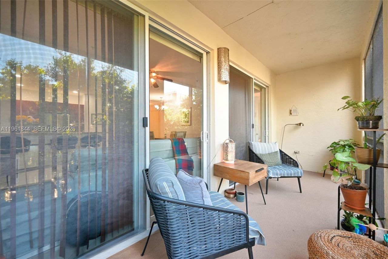 2901 NW 126th Ave, Unit 2-318, Sunrise, FL 33323 Photo