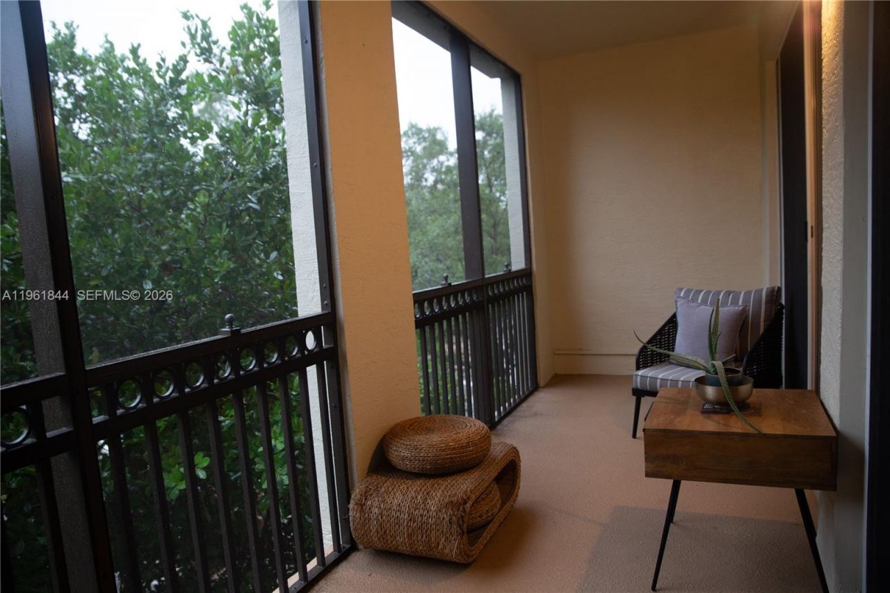 2901 NW 126th Ave, Unit 2-318, Sunrise, FL 33323 Photo