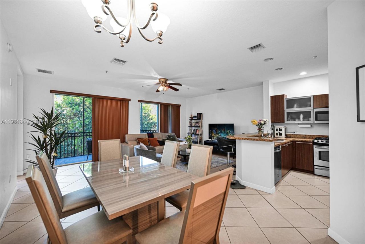 2901 NW 126th Ave, Unit 2-318, Sunrise, FL 33323 Photo