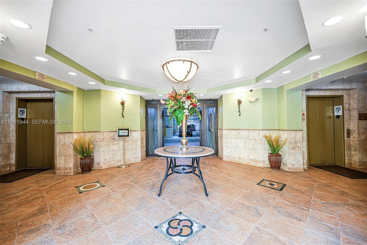 2901 NW 126th Ave, Unit 2-318, Sunrise, FL 33323 Photo