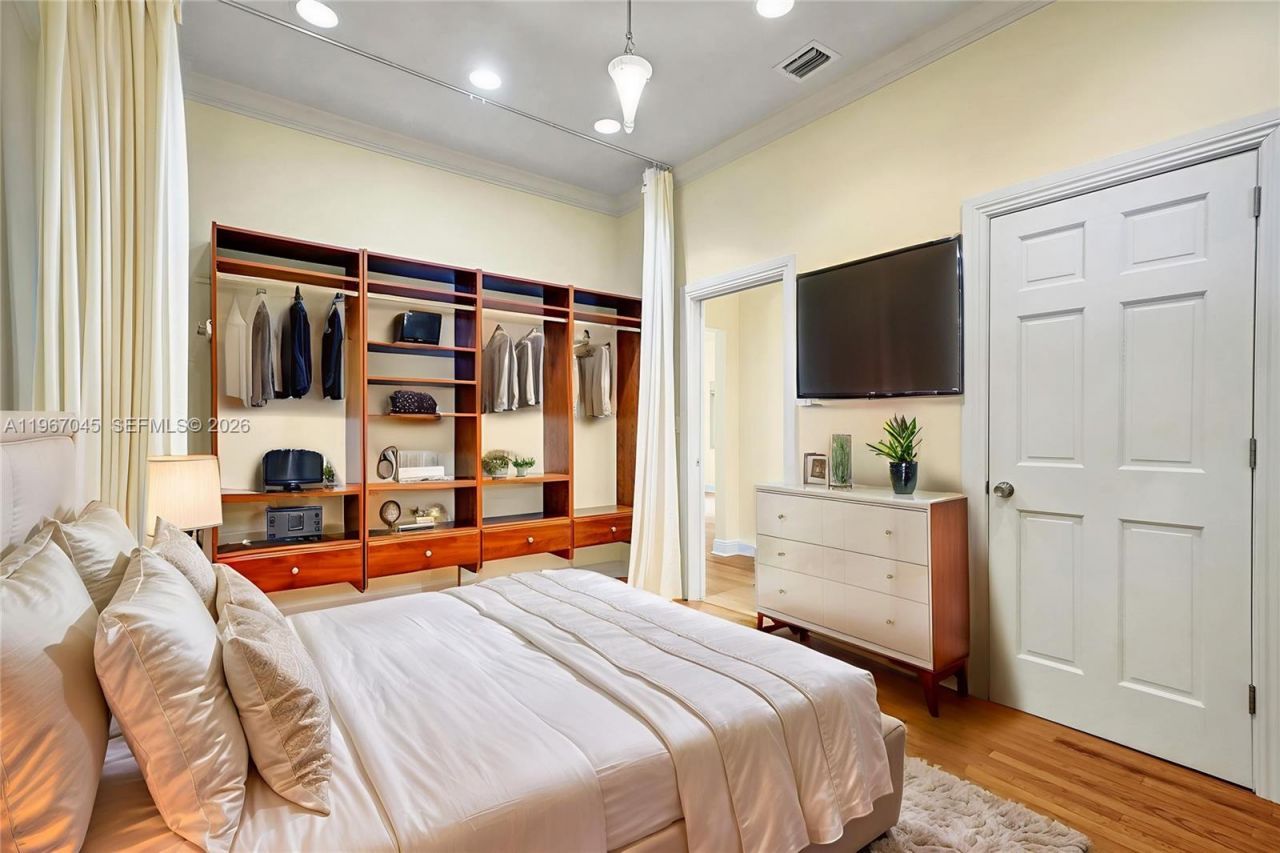 911 Mariana Ave, Coral Gables, FL 33134 Photo