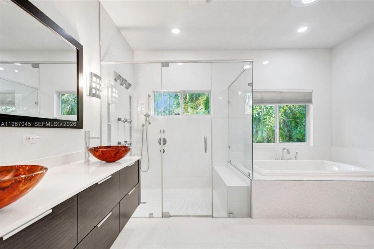 911 Mariana Ave, Coral Gables, FL 33134 Photo