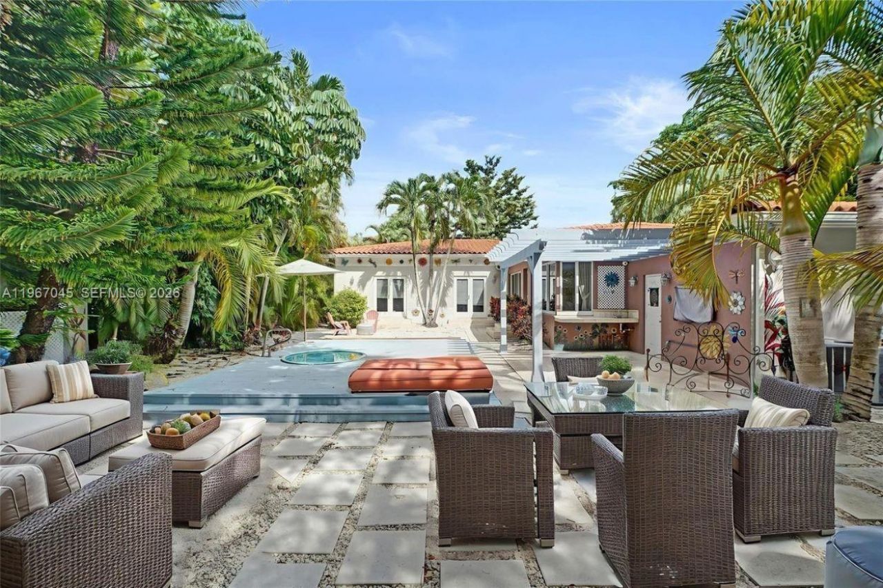 911 Mariana Ave, Coral Gables, FL 33134 Photo