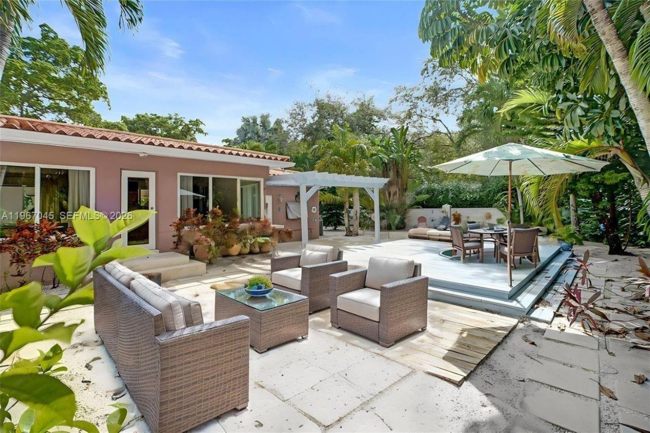 911 Mariana Ave, Coral Gables, FL 33134 Photo