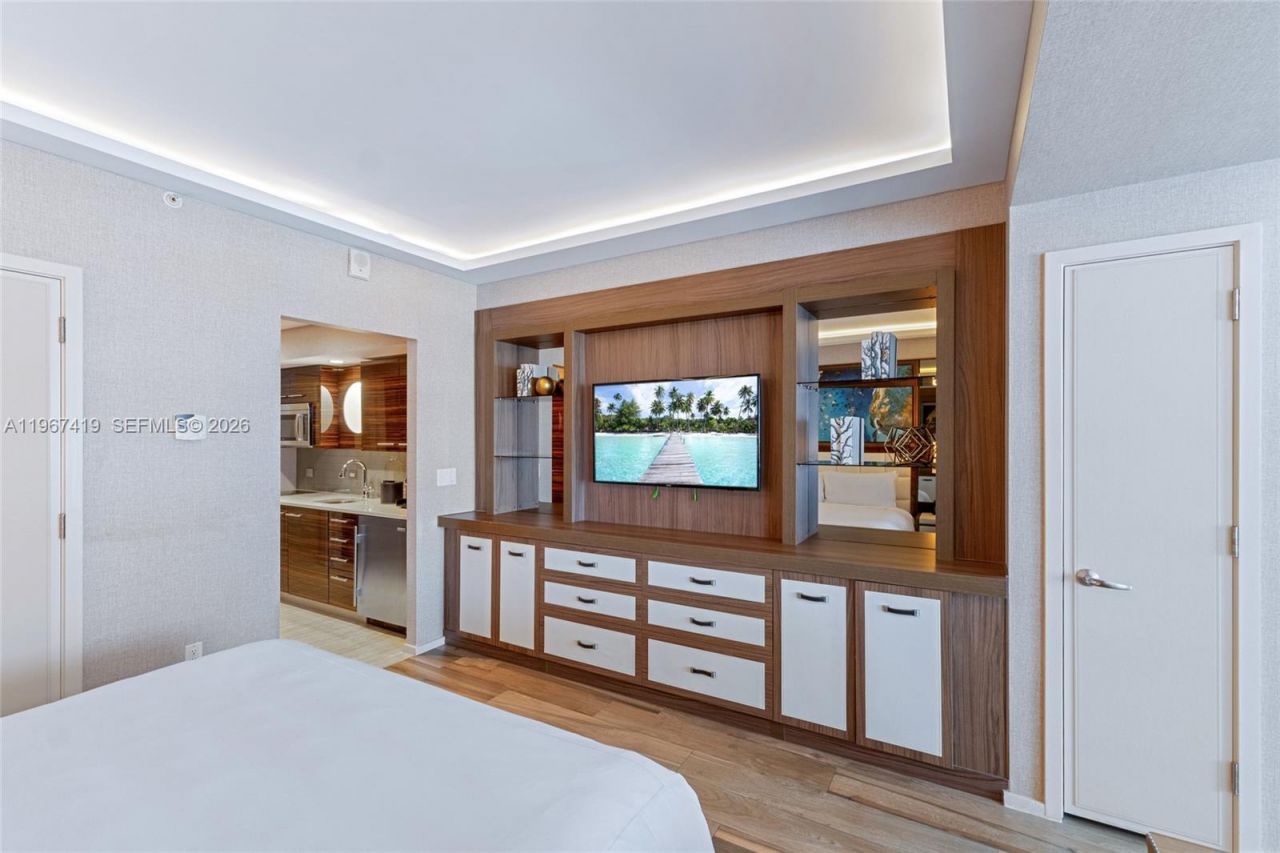 551 N Fort Lauderdale Beach Blvd , Unit H1212, Fort Lauderdale, FL 33304 Photo