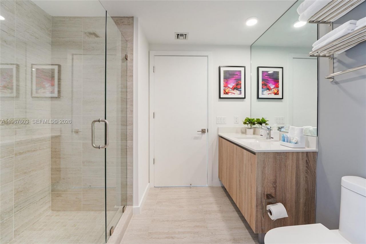 3900 Biscayne Blvd , Unit S-218, Miami, FL 33137 Photo