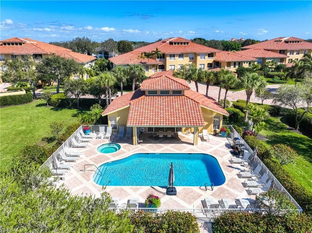 1840 Les Chateaux Blvd, Unit 302, Naples, FL 34109 Photo