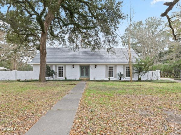 421 Lippi Boulevard, Lafayette, LA 70508