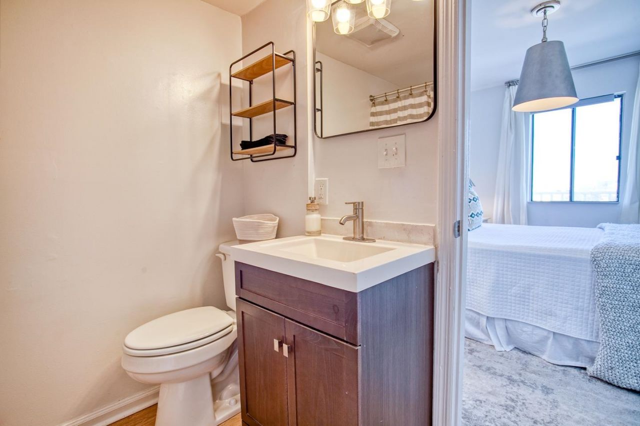 301 N Waccamaw Dr. Photo 19