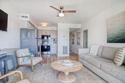 301 N Waccamaw Dr. photo 4