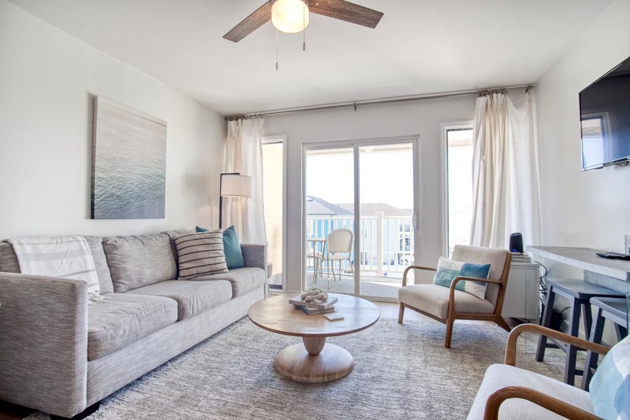 301 N Waccamaw Dr. Photo 9