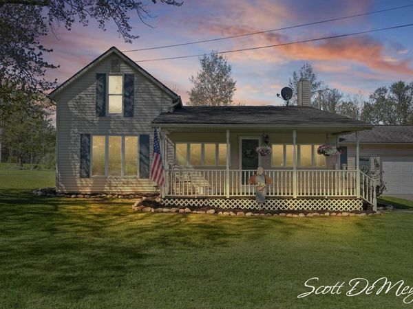 6758 S Mt Hope Road, Carson City, MI 48811