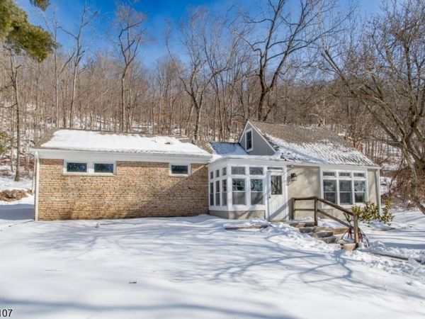 9 Old River Rd, West Amwell, NJ 08530