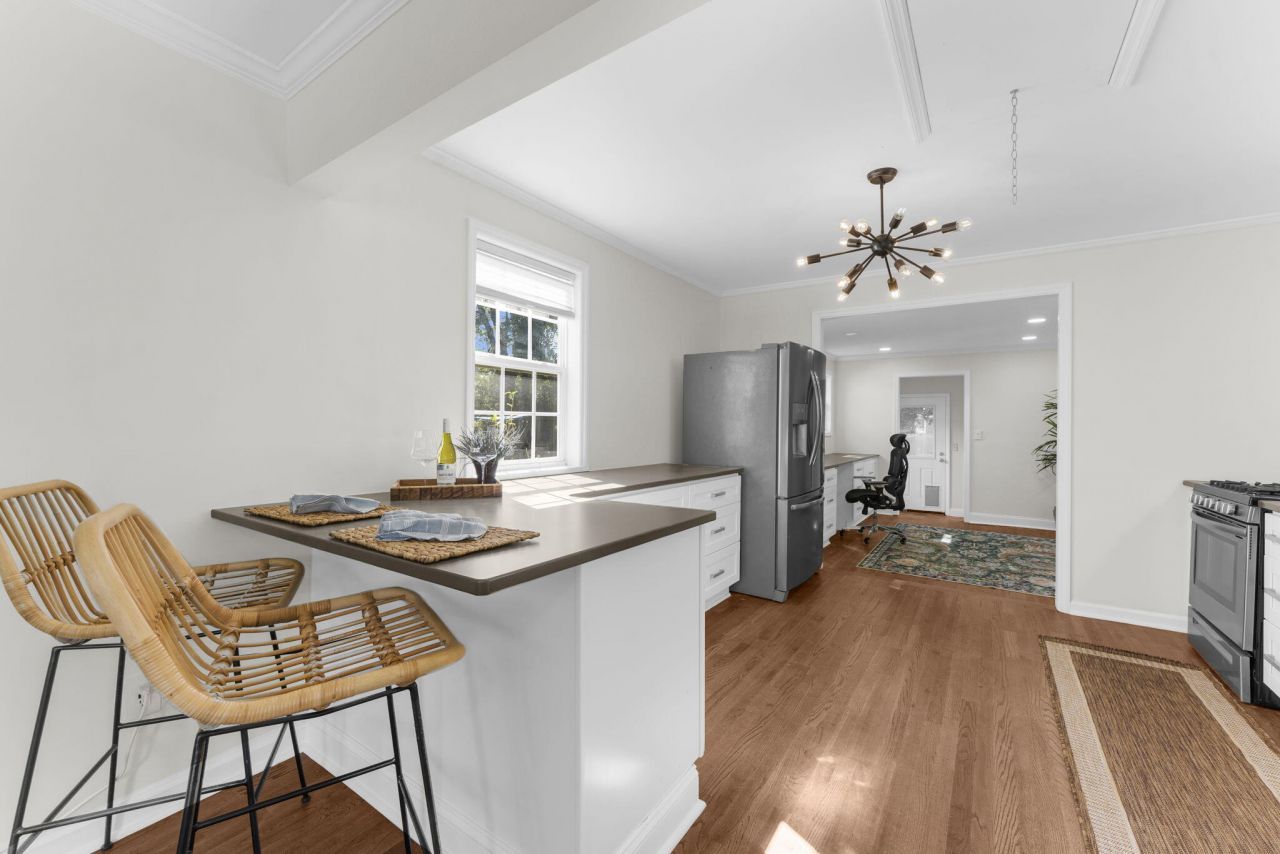 4973 Alpha Street Photo 13