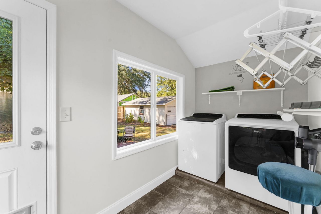 4973 Alpha Street Photo 20