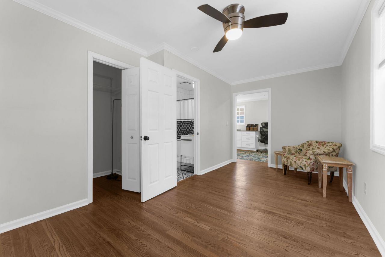 4973 Alpha Street Photo 21