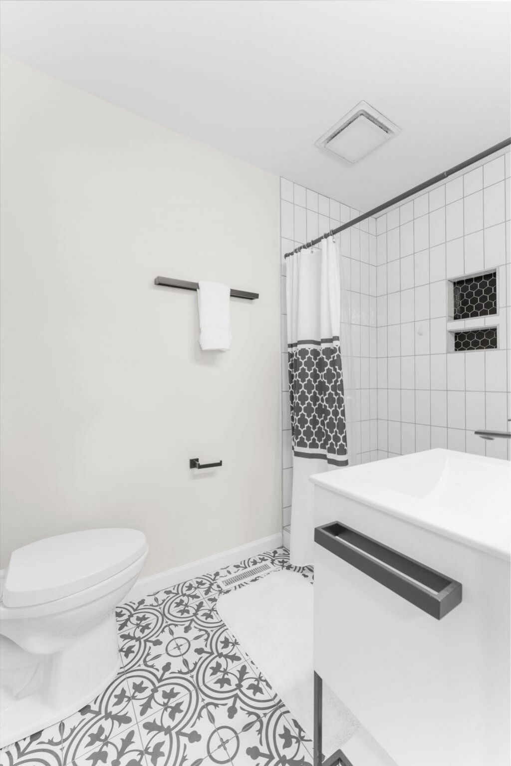 4973 Alpha Street Photo 23