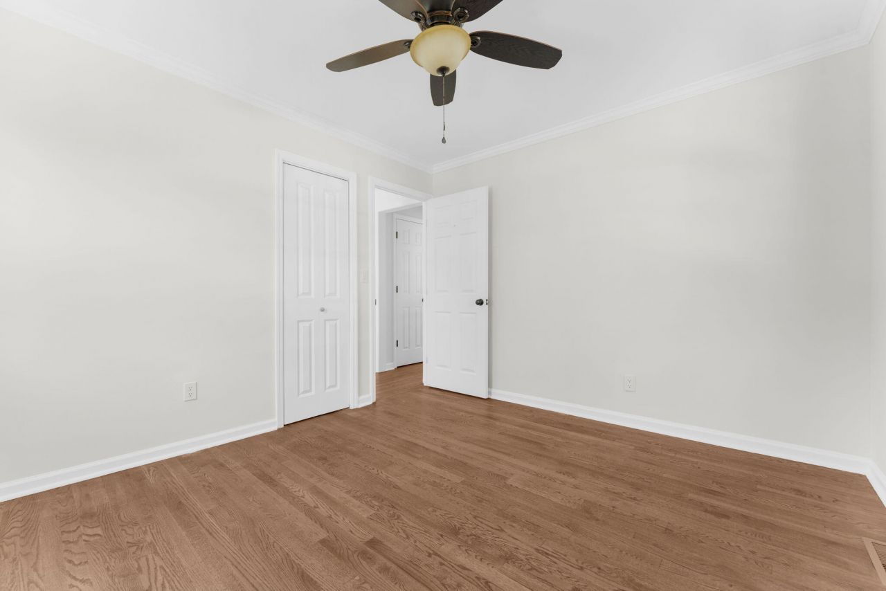 4973 Alpha Street Photo 26