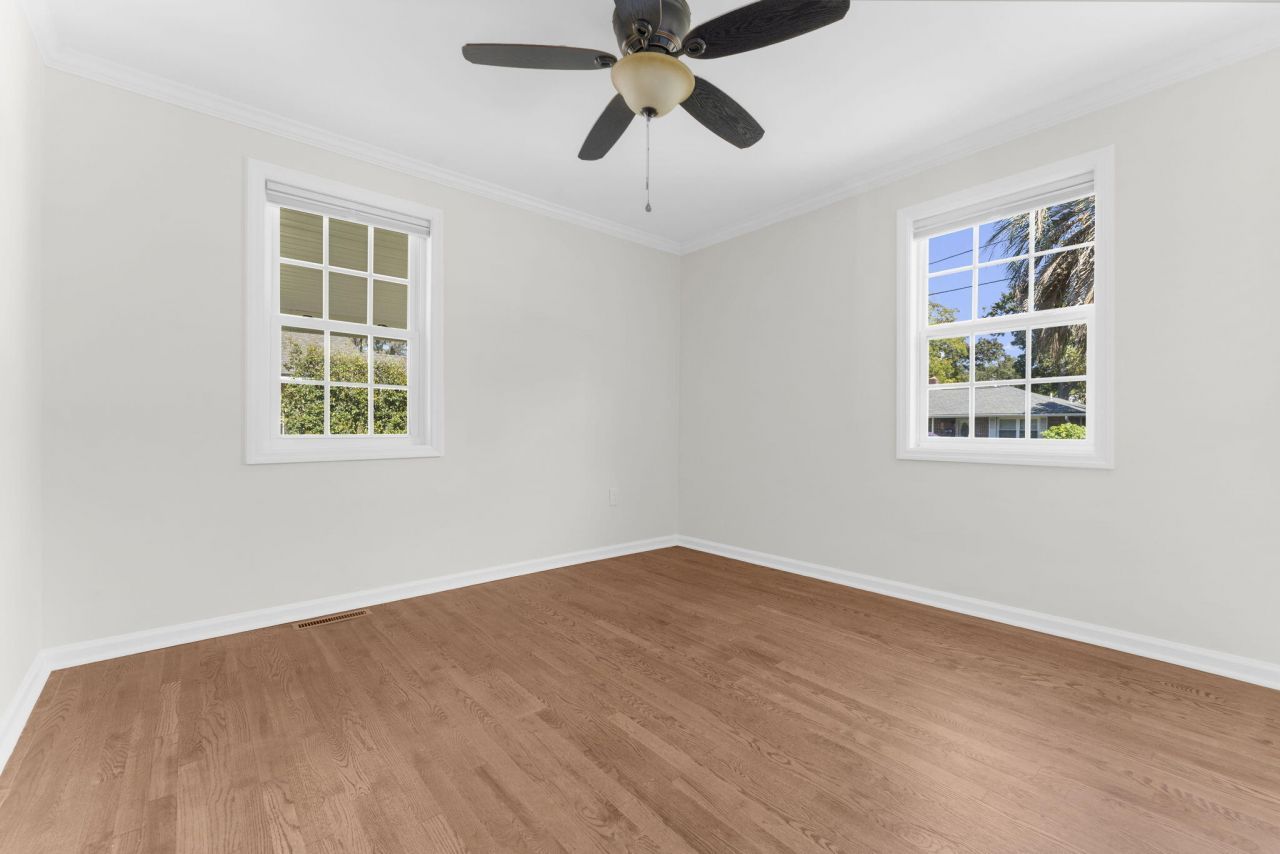 4973 Alpha Street Photo 28