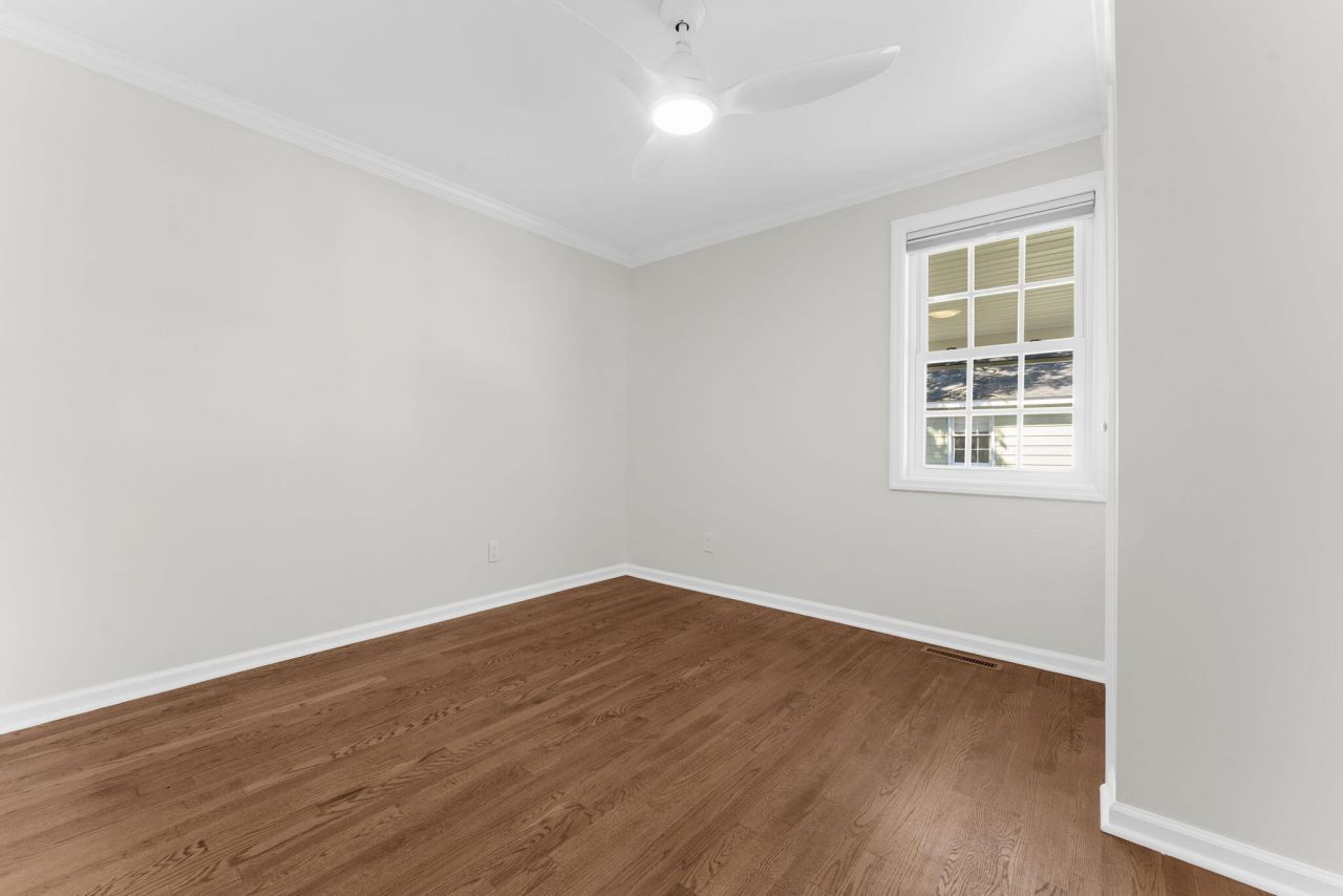 4973 Alpha Street Photo 29