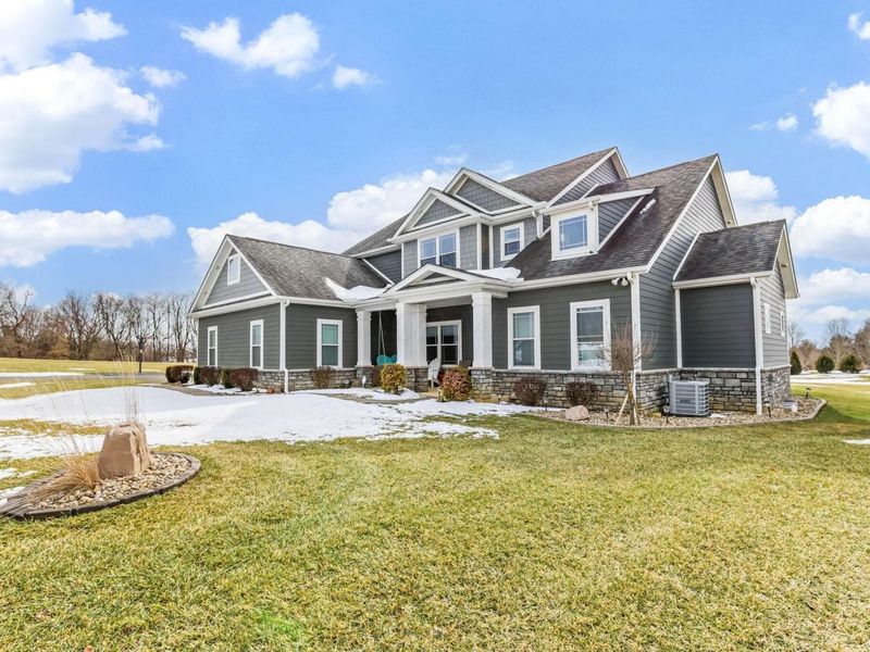 109 Whitetail Ridge Way, Hebron, OH 43025 Photo 2