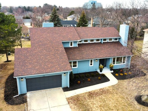 541 Braemar Avenue, Naperville, IL 60563