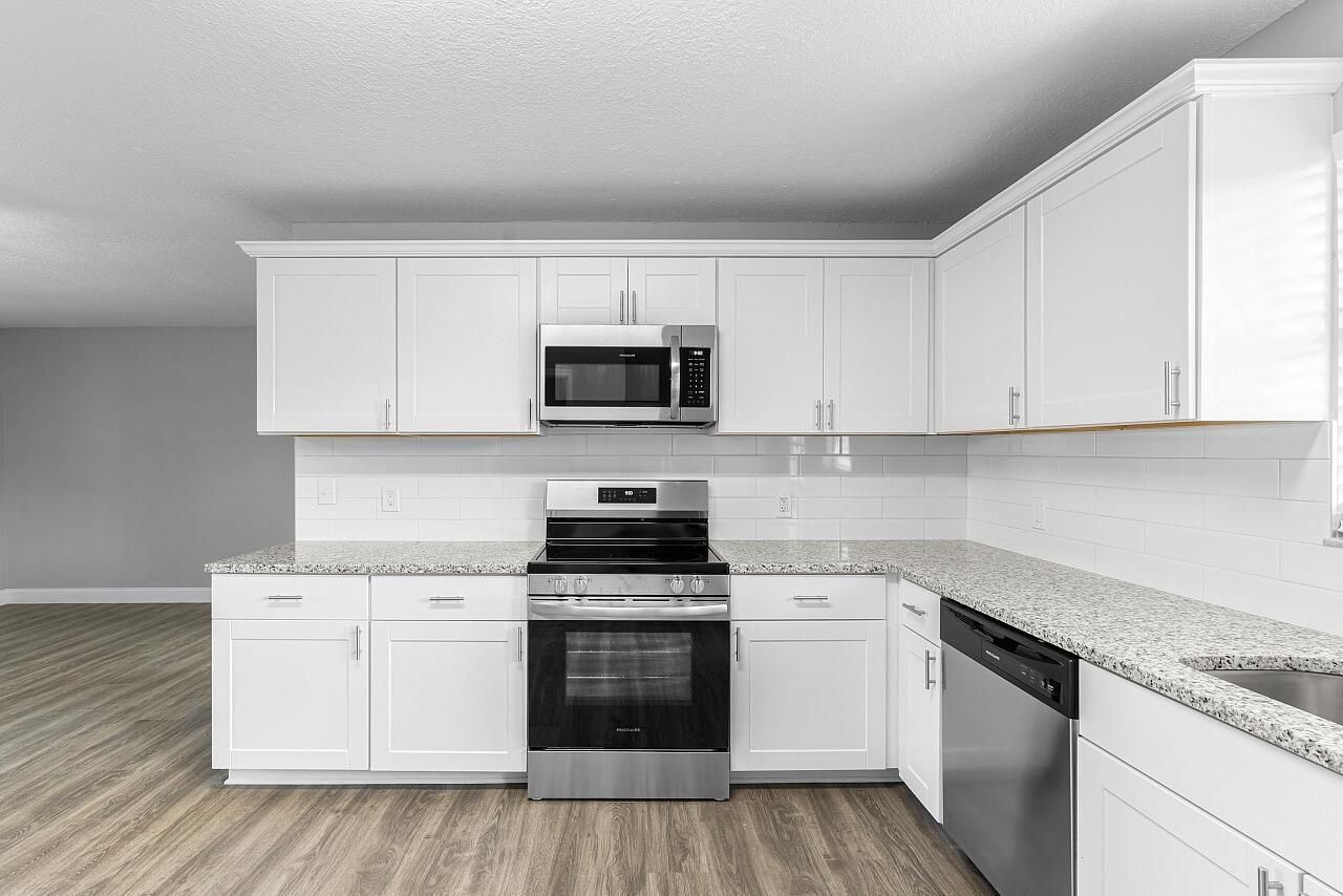 908 Landsdowne Drive, Sebastian, FL 32958 Photo