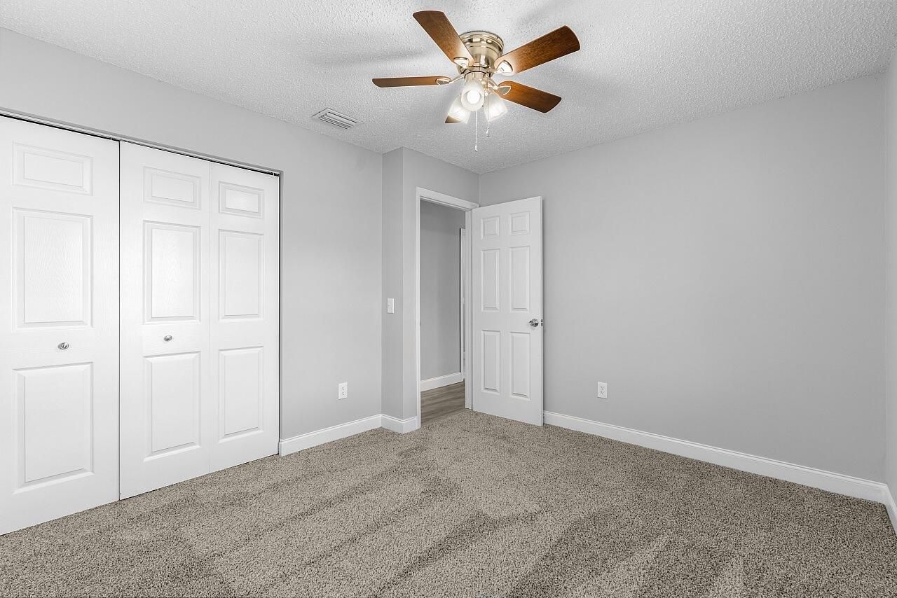 908 Landsdowne Drive, Sebastian, FL 32958 Photo