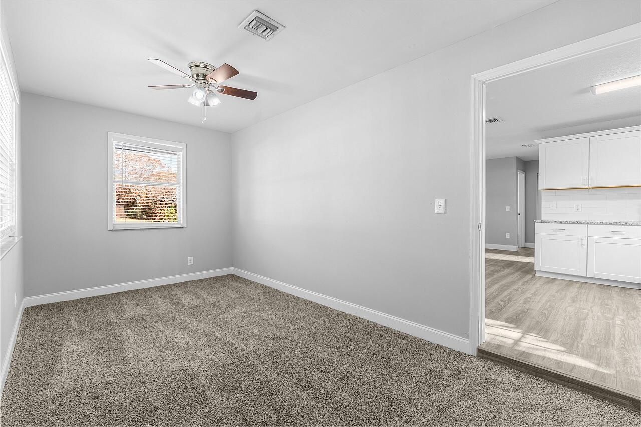 908 Landsdowne Drive, Sebastian, FL 32958 Photo