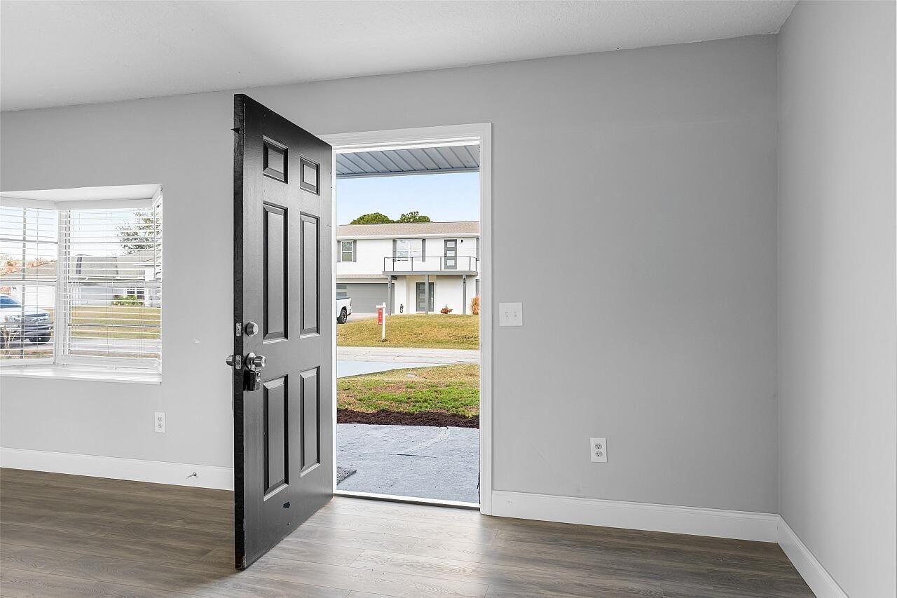 908 Landsdowne Drive, Sebastian, FL 32958 Photo