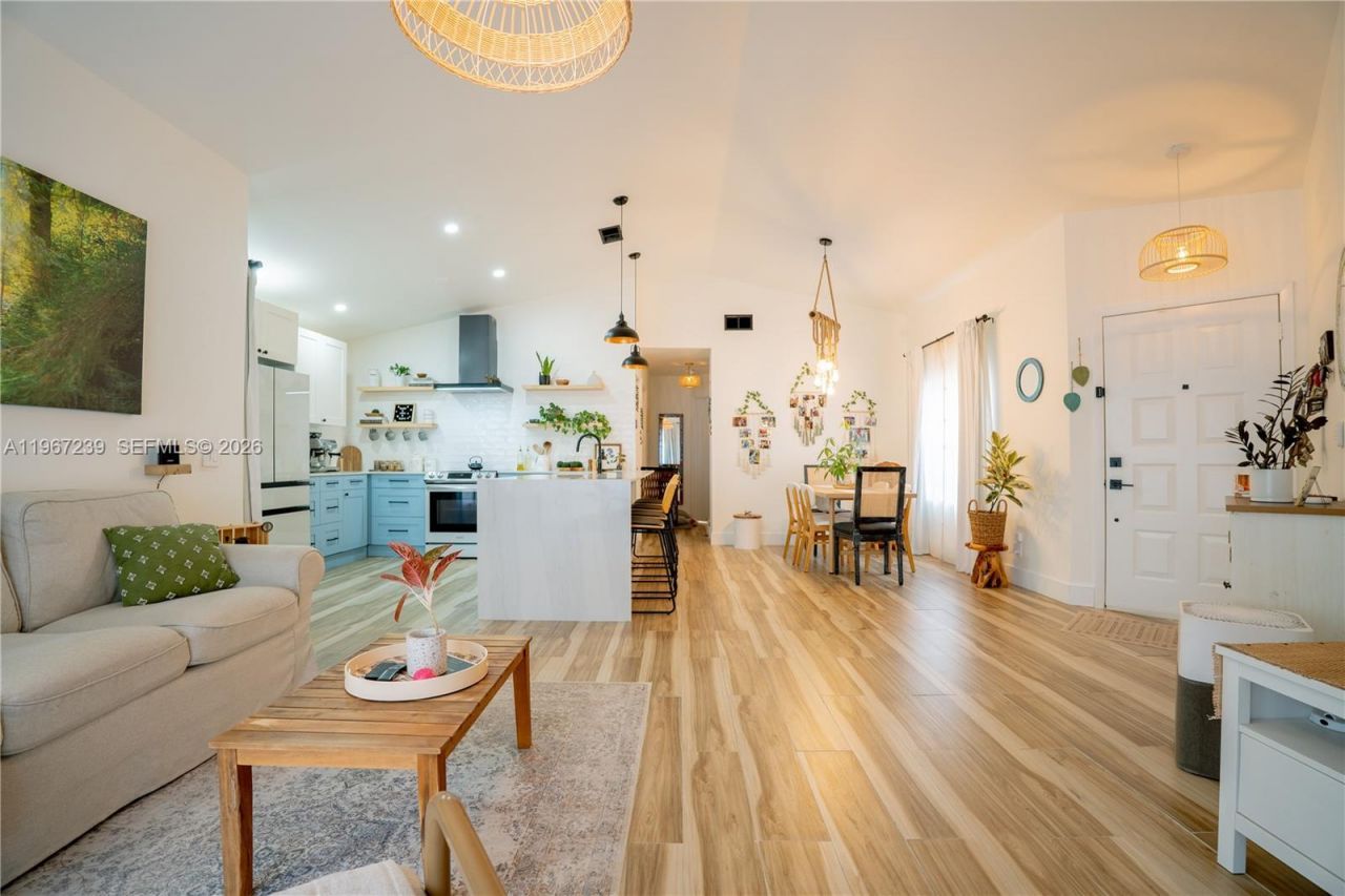 17235 NW 7th St, Pembroke Pines, FL 33029 Photo