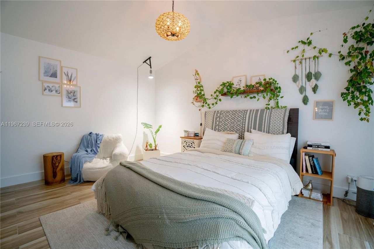 17235 NW 7th St, Pembroke Pines, FL 33029 Photo