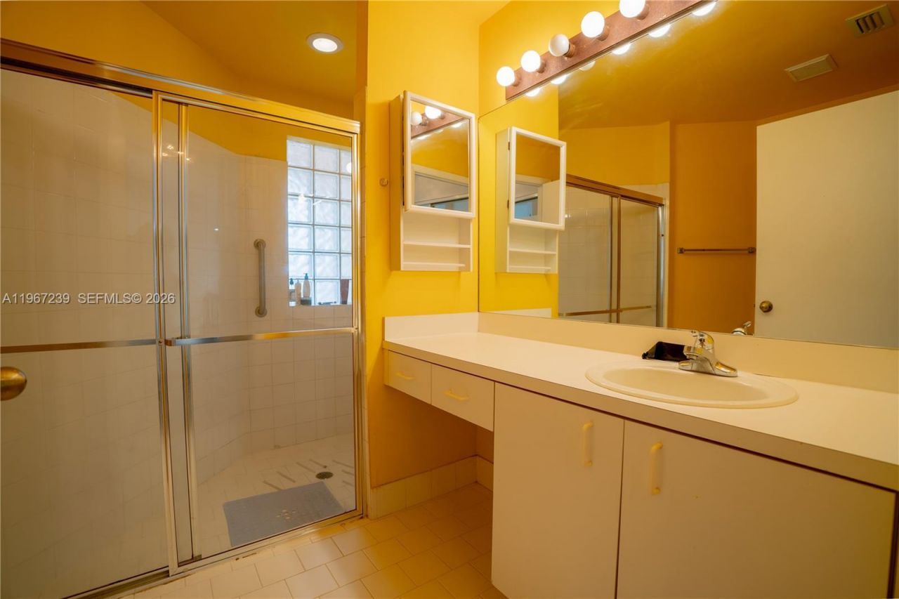 17235 NW 7th St, Pembroke Pines, FL 33029 Photo