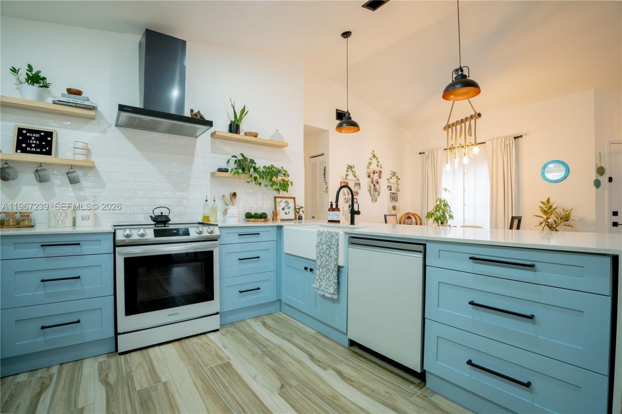 17235 NW 7th St, Pembroke Pines, FL 33029 Photo