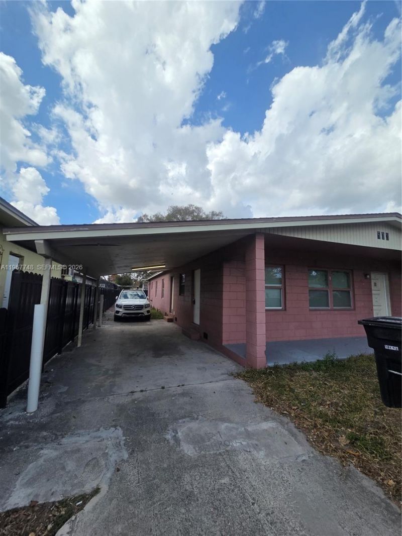 503 N 25th St , Unit 2, Fort Pierce, FL 34947 Photo