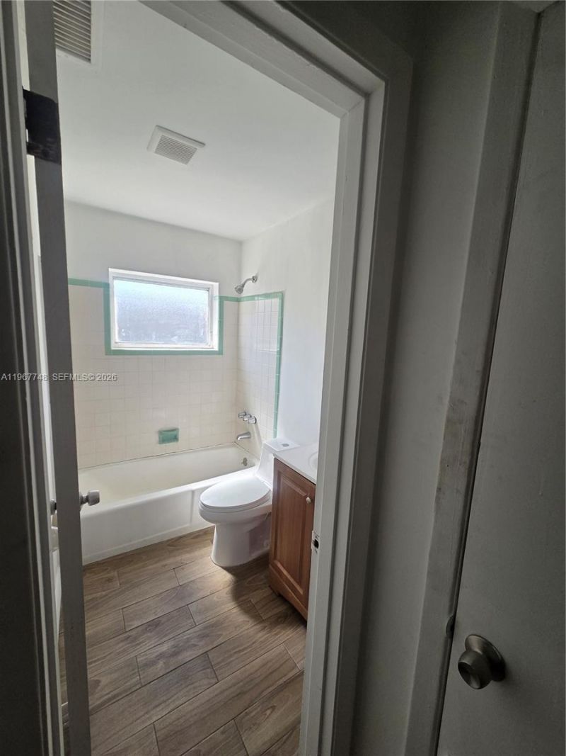 503 N 25th St , Unit 2, Fort Pierce, FL 34947 Photo