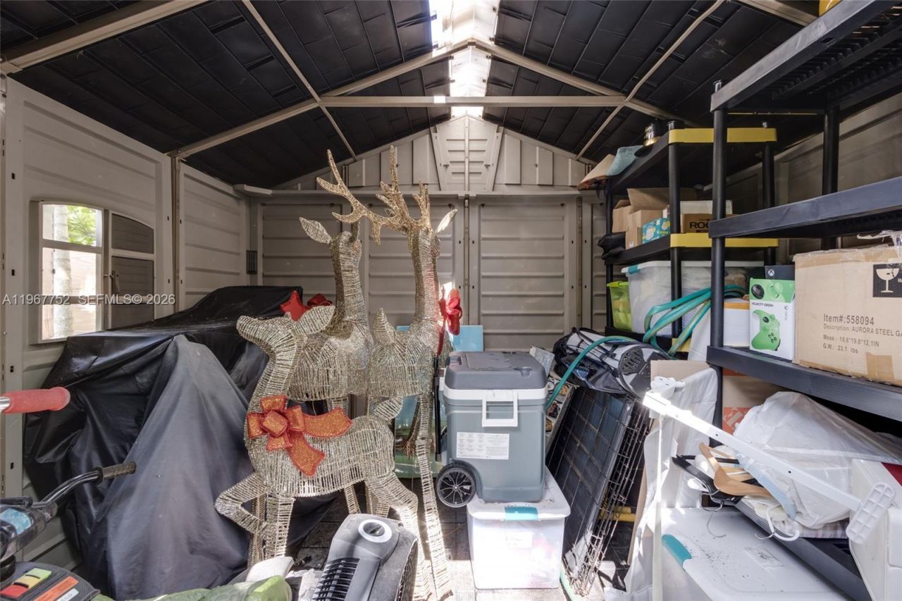 665 NE 120th St, Biscayne Park, FL 33161 Photo